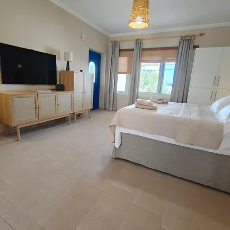 Katalyma Thalassa * Ixia (Rhodes)