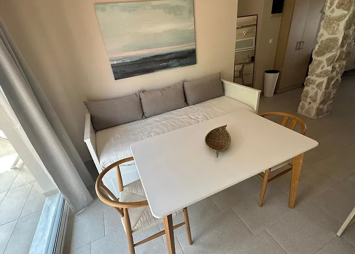 Katalyma Thalassa * Ixia (Rhodes)